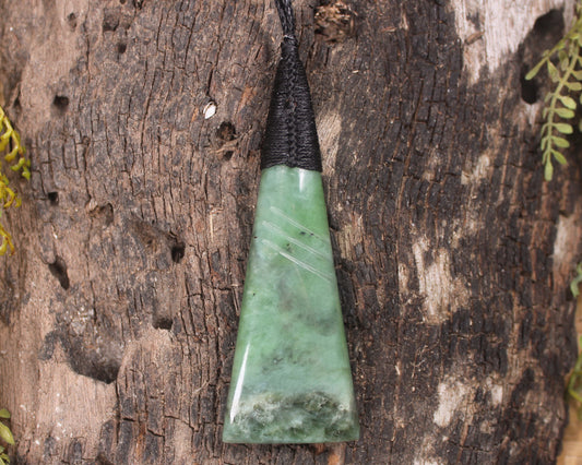 Hapopo Pounamu Toki