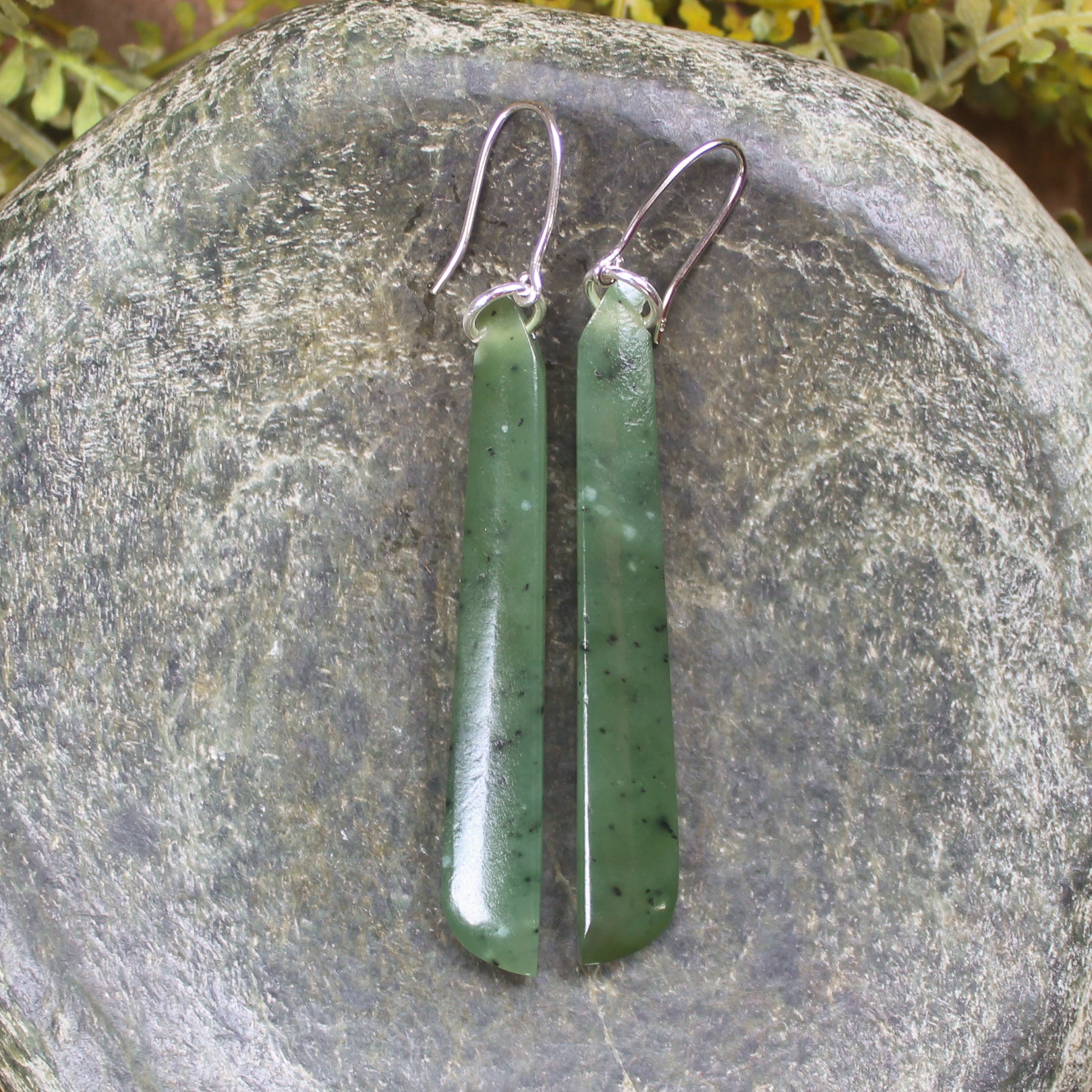 NZ Greenstone Roimata Earrings Hapopo Pounamu
