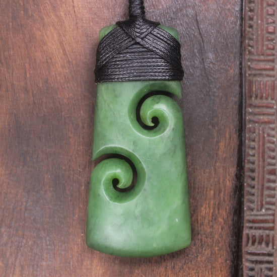Toki or Adze with Koru carved from Hapopo Pounamu - NZ Greenstone