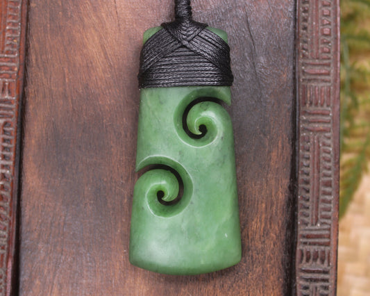 Toki or Adze with Koru carved from Hapopo Pounamu - NZ Greenstone