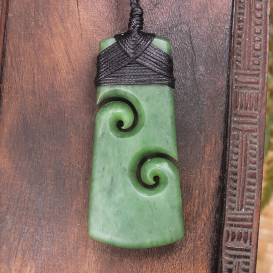 Toki or Adze with Koru carved from Hapopo Pounamu - NZ Greenstone