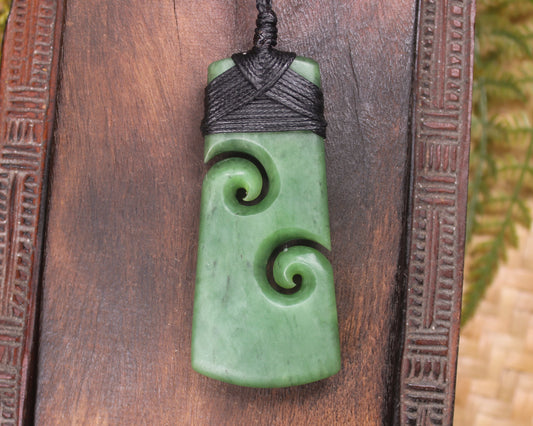 Toki or Adze with Koru carved from Hapopo Pounamu - NZ Greenstone