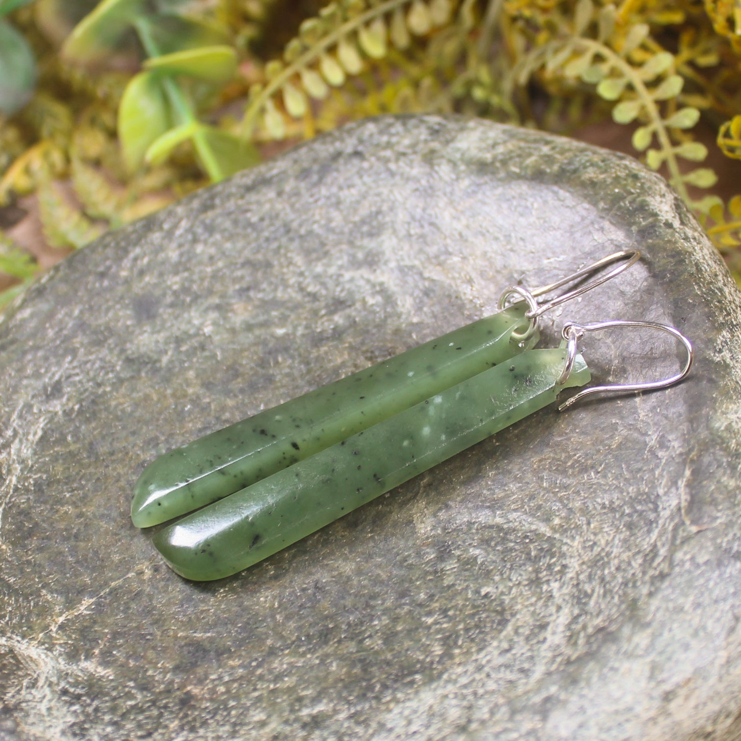NZ Greenstone Roimata Earrings Hapopo Pounamu