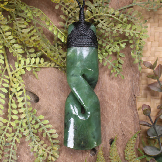 NZ Greenstone Toki Twist Pendant Hapopo Pounamu