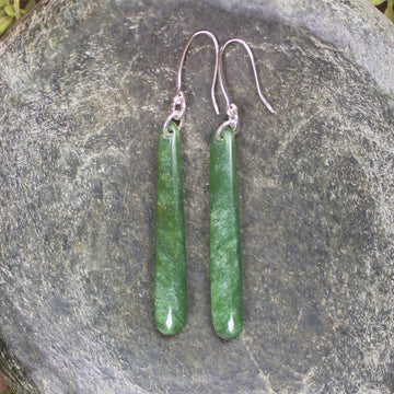 Roimata or Teardrop earrings carved from Kawakawa Pounamu - NZ Greenstone