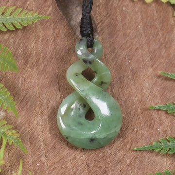 Twist or Pikorua carved from Hapopo Pounamu - NZ Greenstone