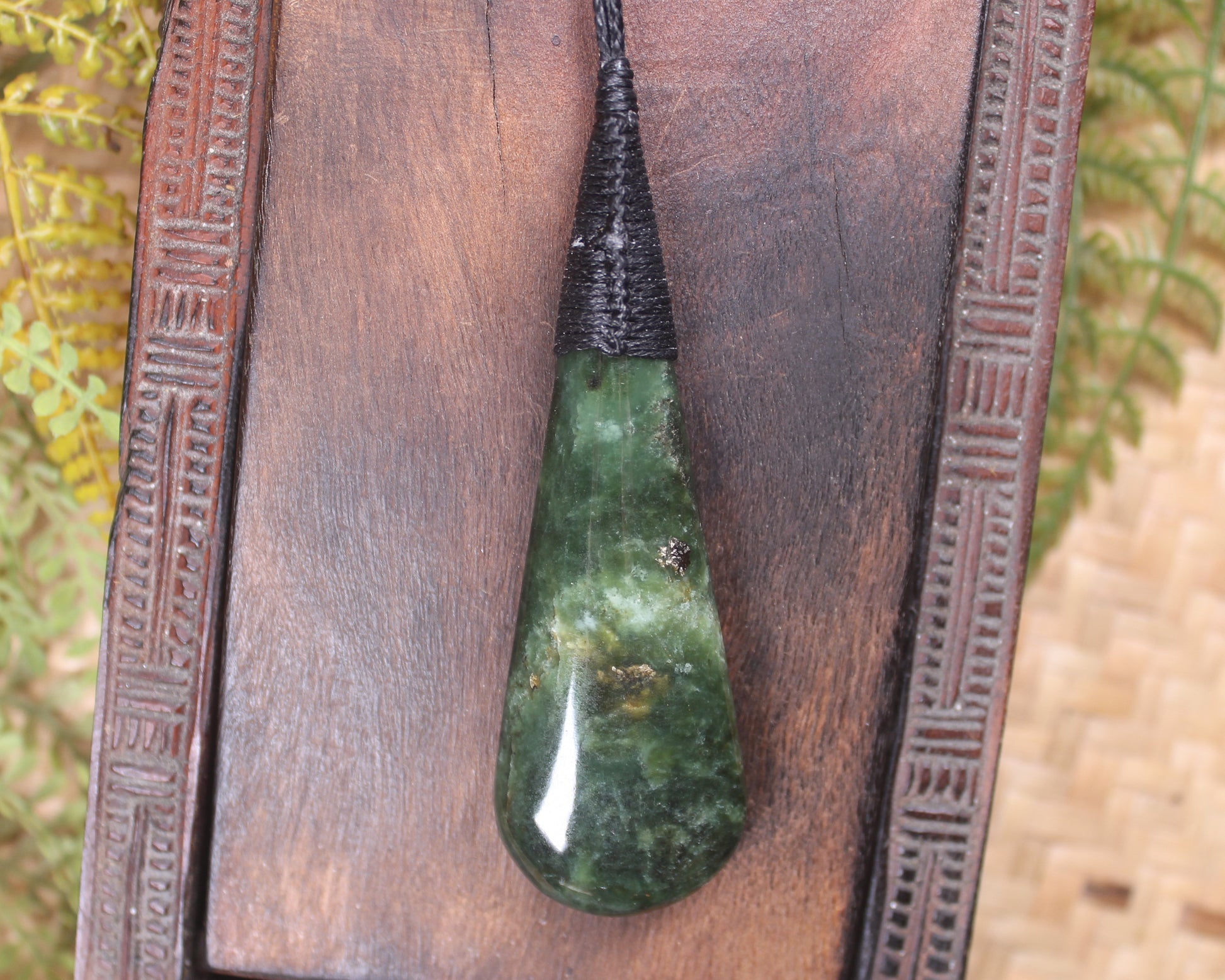 Roimata Teardrop carved from Hapopo Pounamu - NZ Greenstone