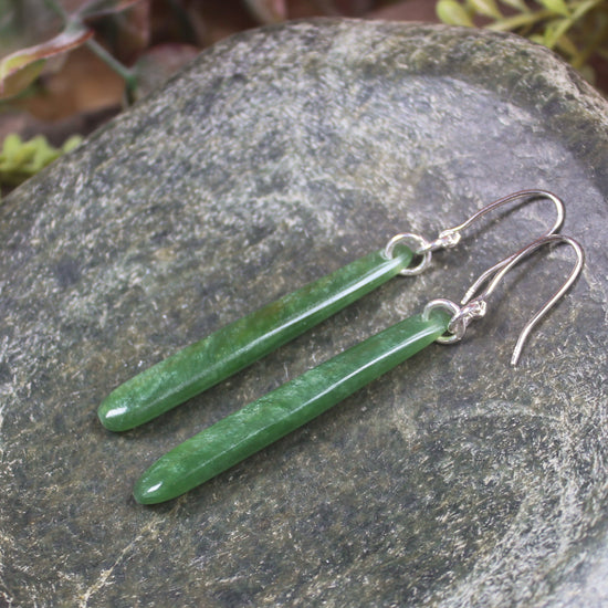 Roimata or Teardrop earrings carved from Kawakawa Pounamu - NZ Greenstone