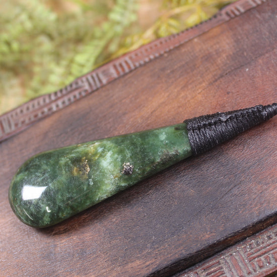 Roimata Teardrop carved from Hapopo Pounamu - NZ Greenstone