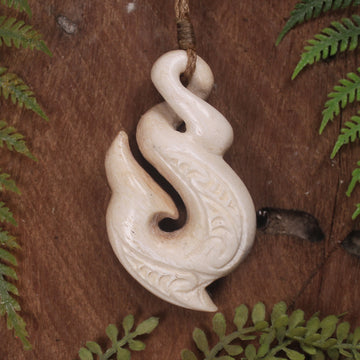 Whale bone Hei Matau