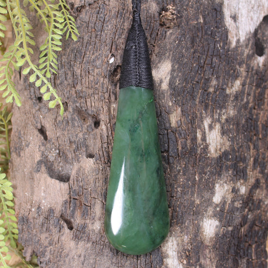 Kawakawa Pounamu Roimata Pendant - NZ Greenstone