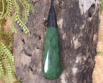 Kawakawa Pounamu Roimata Pendant - NZ Greenstone
