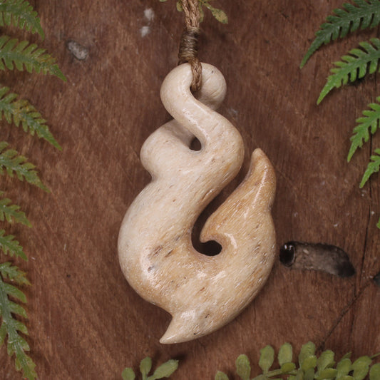 Whale bone Hei Matau