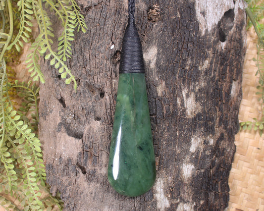 Kawakawa Pounamu Roimata Pendant - NZ Greenstone