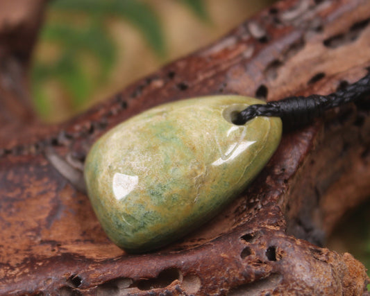 Freeform Flower Jade pendant