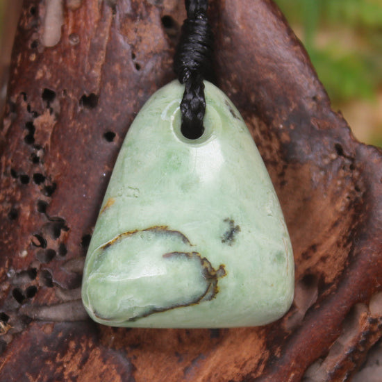 Kawakawa Pounamu 