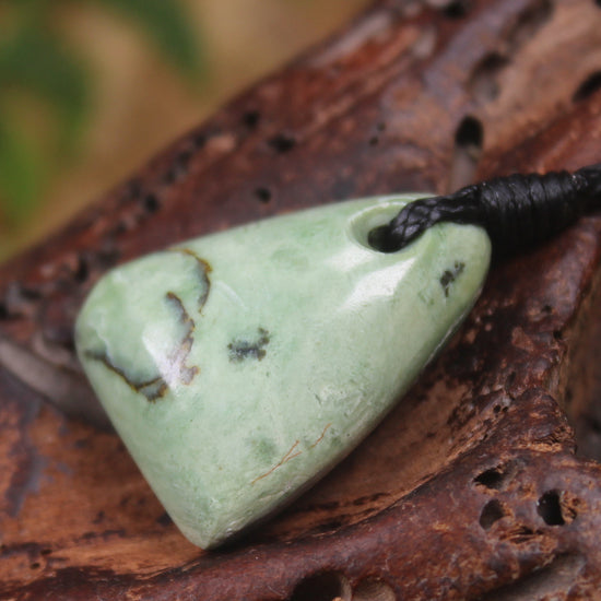 Kawakawa Pounamu 