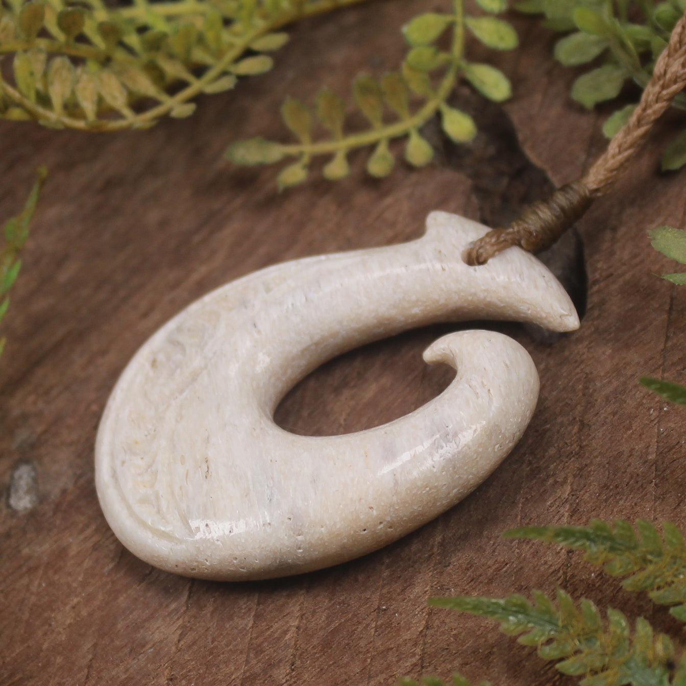 Whale bone Hei Matau