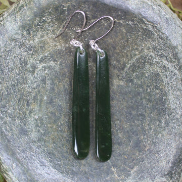 Roimata or Teardrop earrings carved from Kawakawa Pounamu - NZ Greenstone