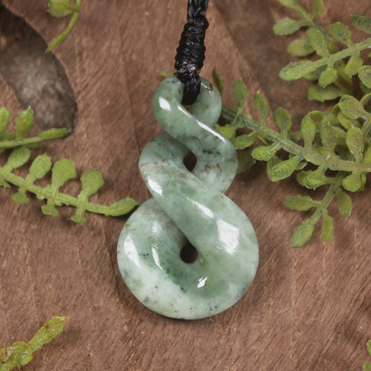 Twist or Pikorua carved from Hapopo Pounamu - NZ Greenstone