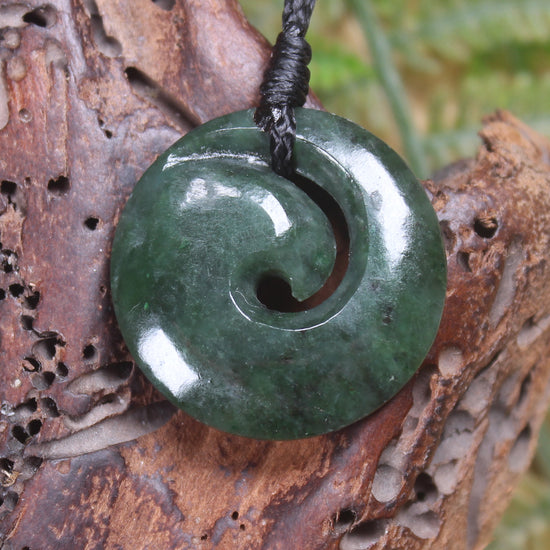 Koru pendant carved from Kawakawa Pounamu - NZ Greenstone