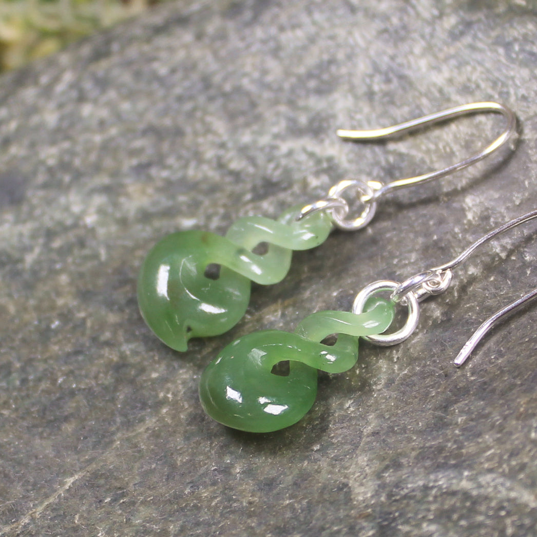 Hapopo Pounamu Twist earrings - NZ Greenstone