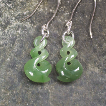 Hapopo Pounamu Twist earrings - NZ Greenstone