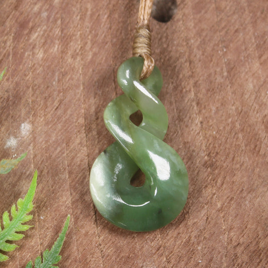 Twist or Pikorua carved from Hapopo Pounamu - NZ Greenstone