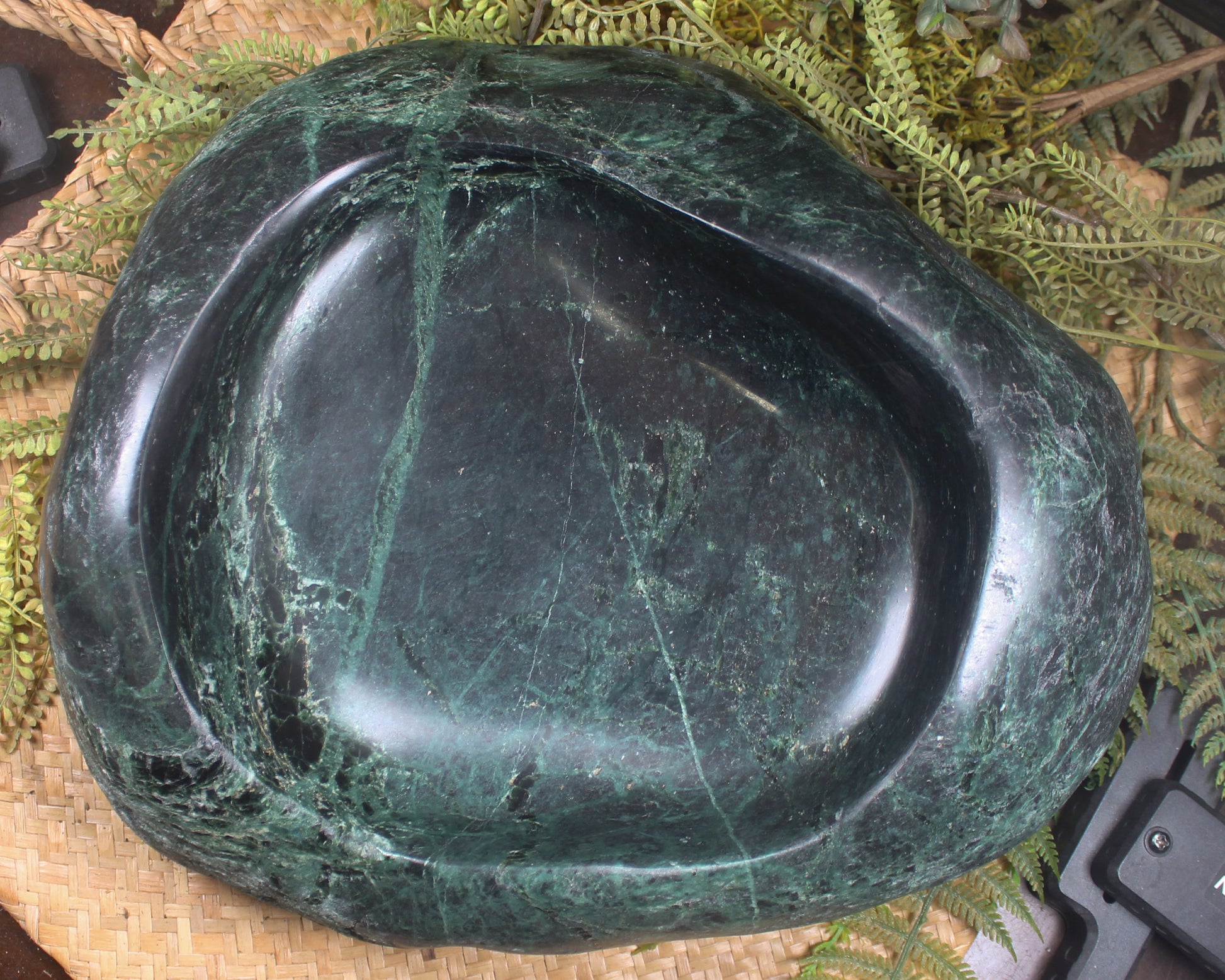 NZ Serpentine Bowl