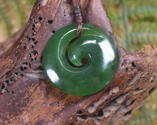 Koru pendant carved from Kawakawa Pounamu - NZ Greenstone