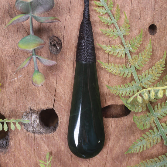 Kawakawa Pounamu Roimata Pendant - NZ Greenstone
