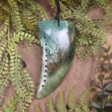 Tooth pendant carved from Inanga Pounamu - NZ Greenstone