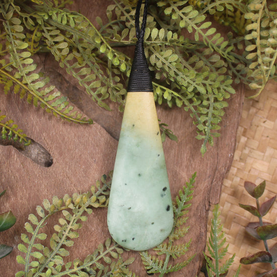 Flower Jade Pounamu - NZ Greenstone
