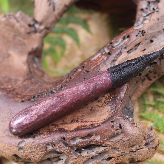 Roimata or Teardrop carved from Aroha Stone