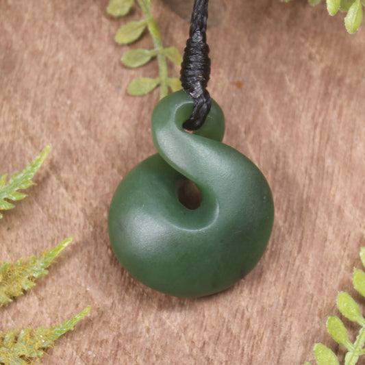 Twist or Pikorua carved from Hapopo Pounamu - NZ Greenstone