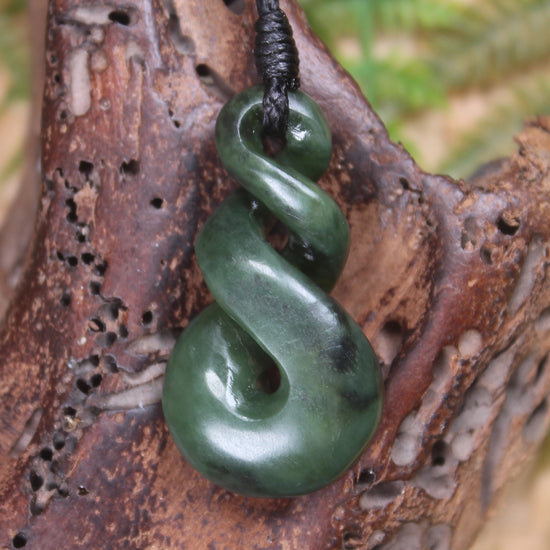 Twist carved from Kawakawa Pounamu - NZ Greenstone