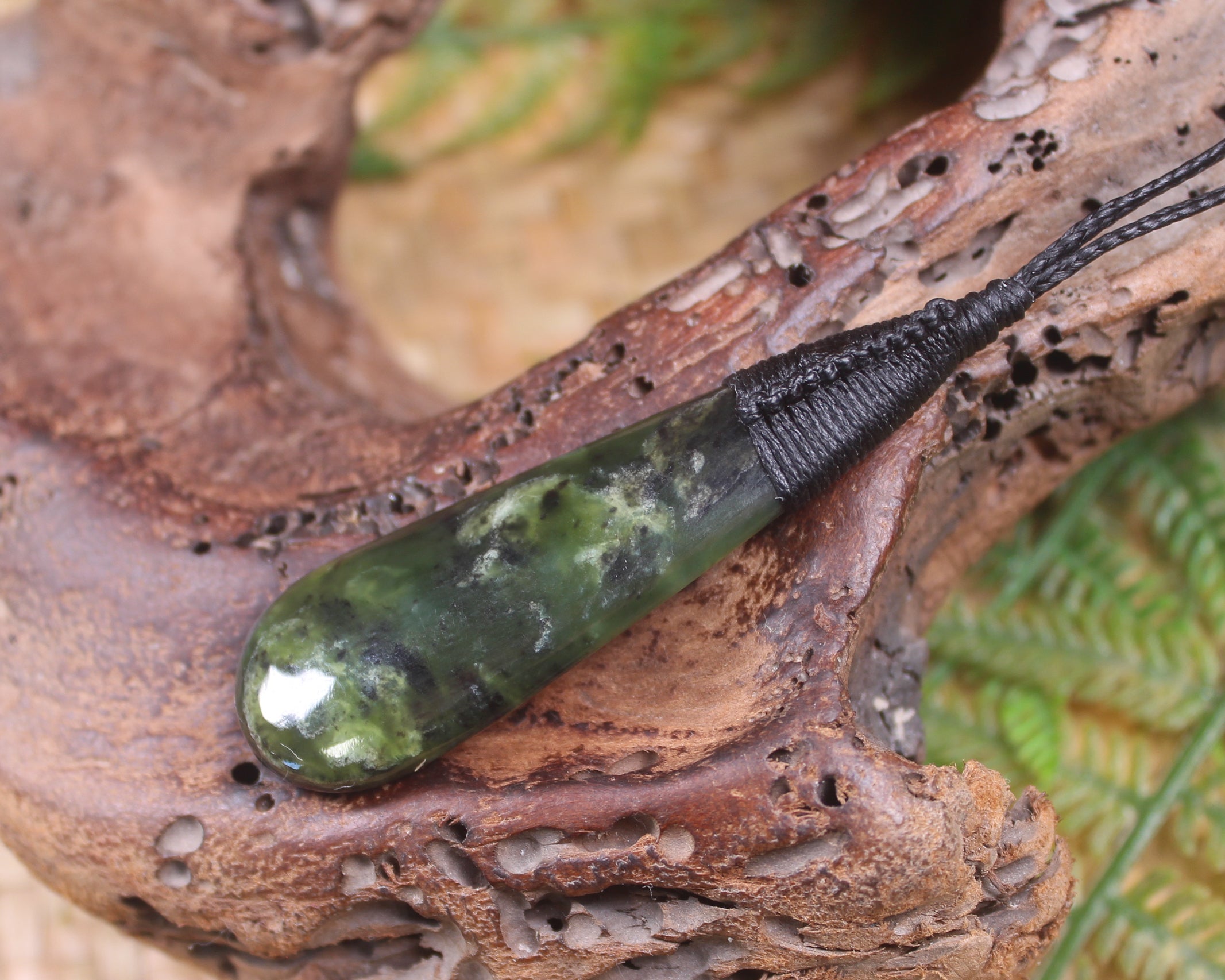 Rimu Pounamu Roimata Pendant - NZ Greenstone