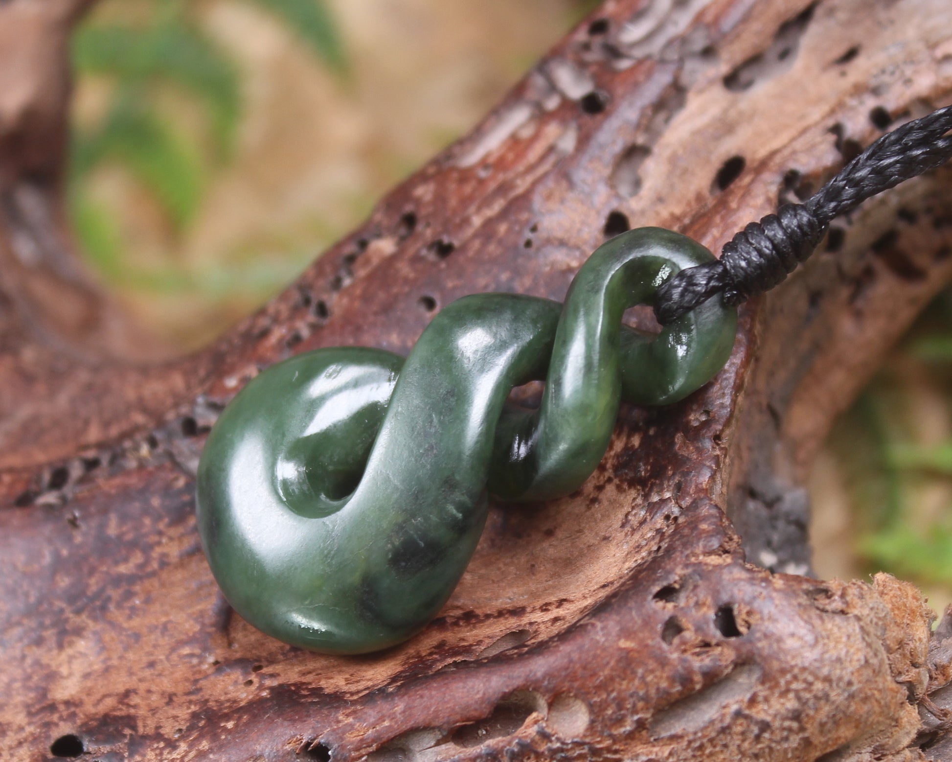 Twist carved from Kawakawa Pounamu - NZ Greenstone