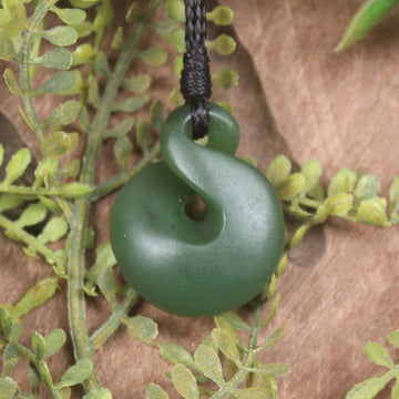 Twist or Pikorua carved from Hapopo Pounamu - NZ Greenstone
