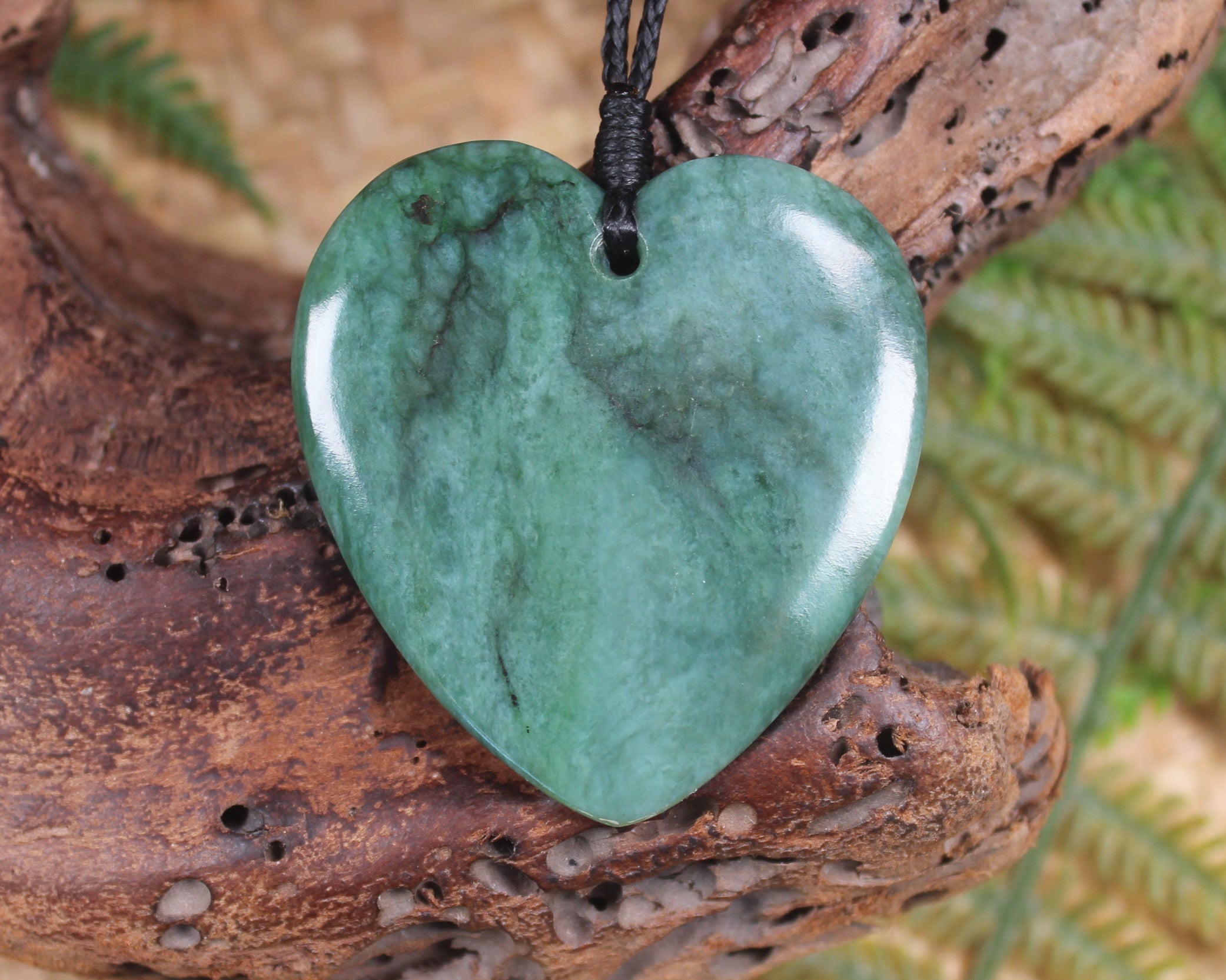 Heart carved from Inanga Pounamu - NZ Greenstone