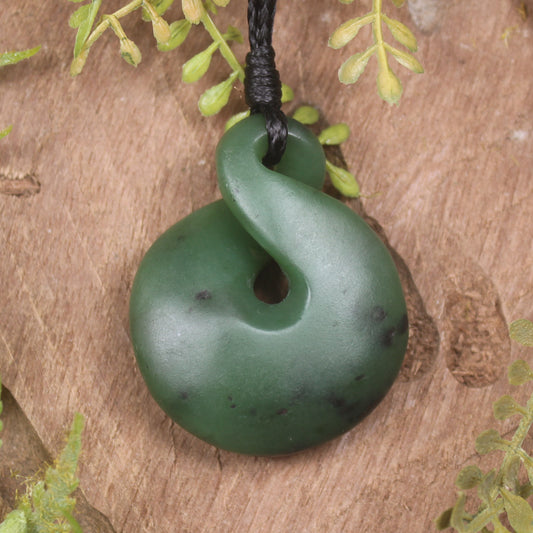 Twist or Pikorua carved from Hapopo Pounamu - NZ Greenstone