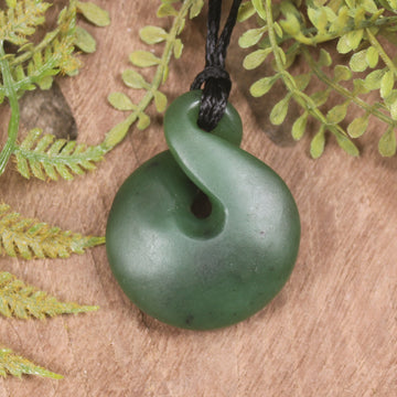 Twist or Pikorua carved from Hapopo Pounamu - NZ Greenstone