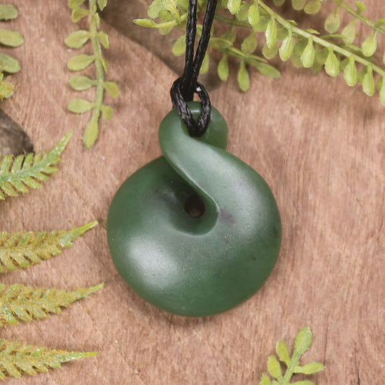 Twist or Pikorua carved from Hapopo Pounamu - NZ Greenstone