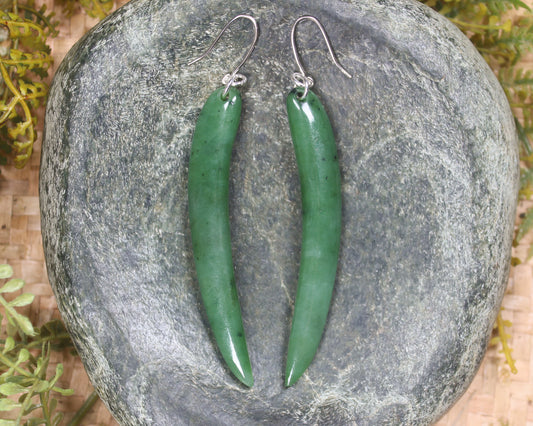 Huia Beak earrings carved from Hapopo Pounamu - NZ Greenstone
