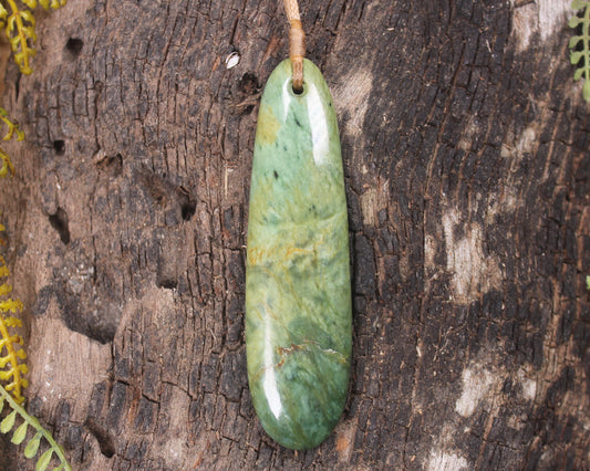 Flower Jade Pounamu - NZ Greenstone