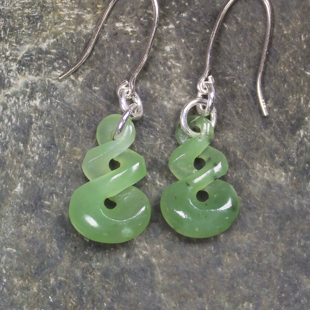 Hapopo Pounamu Twist earrings - NZ Greenstone