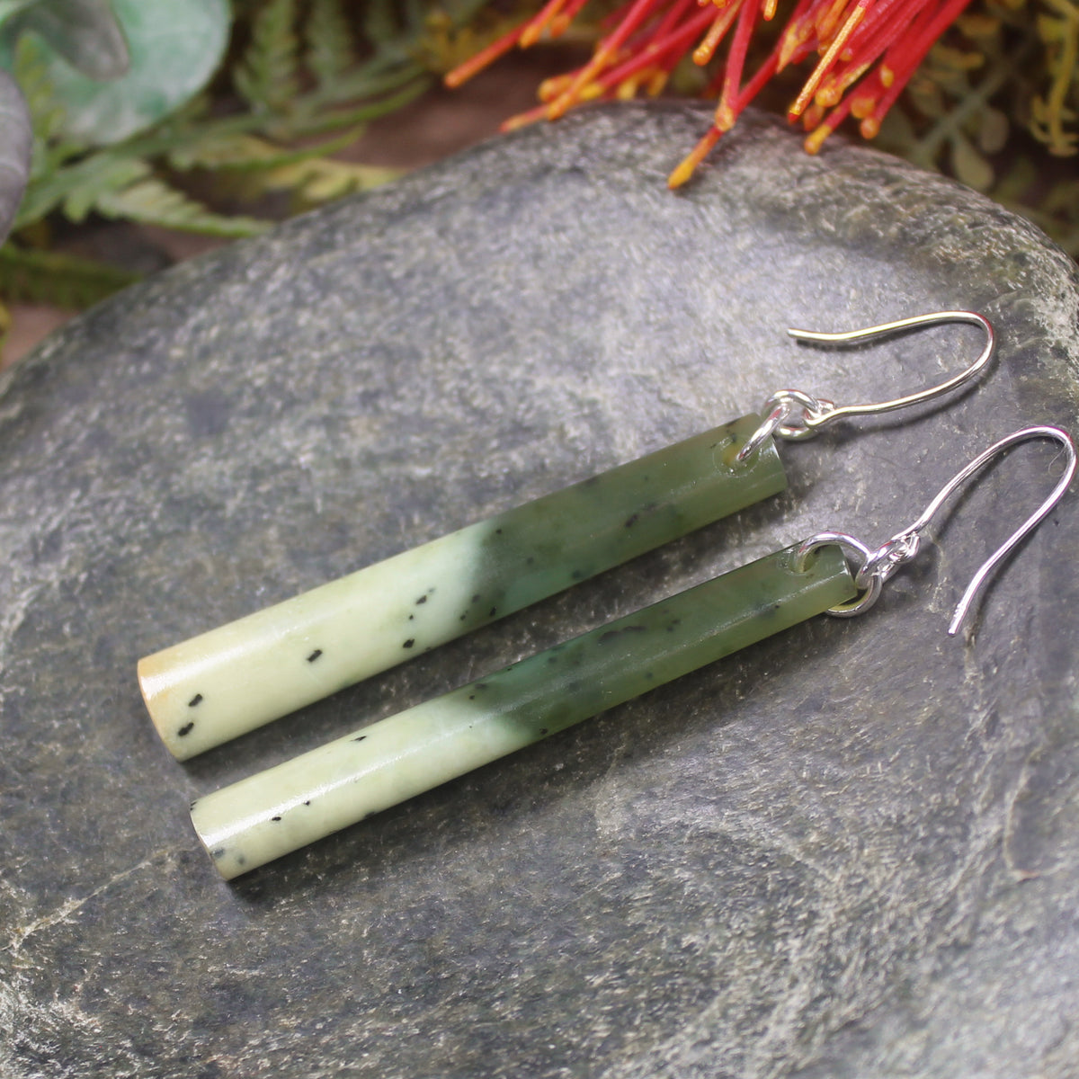 NZ Greenstone Roimata Earrings Hapopo Pounamu
