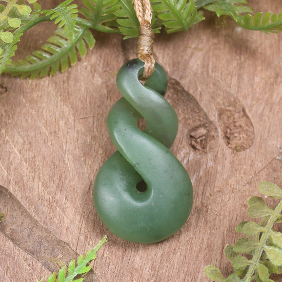 Twist or Pikorua carved from Hapopo Pounamu - NZ Greenstone