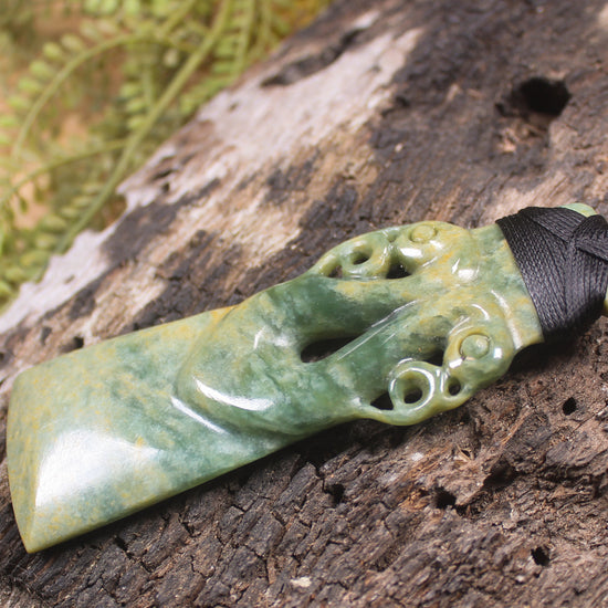 Flower Jade Pounamu Toki