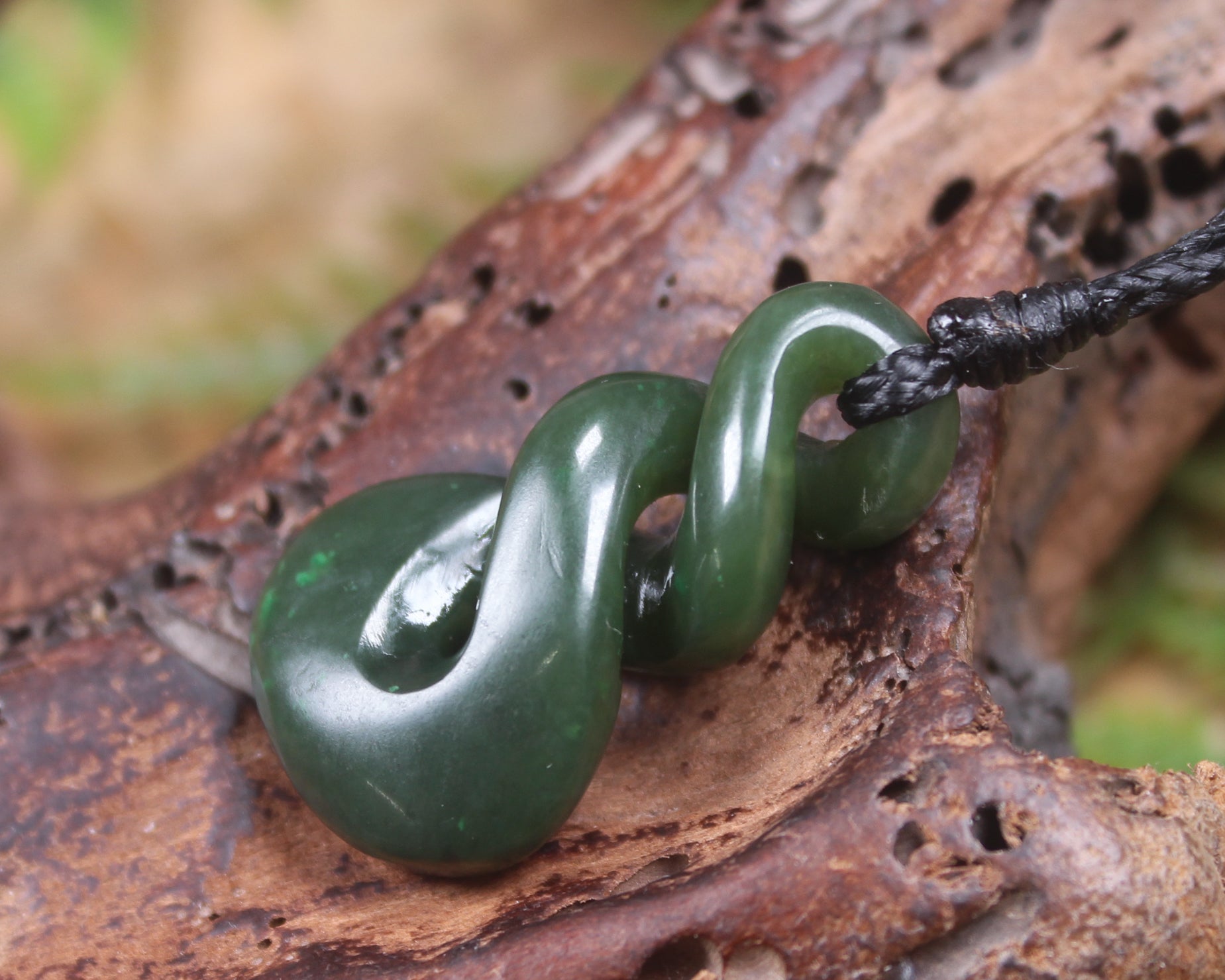 Twist carved from Kawakawa Pounamu - NZ Greenstone